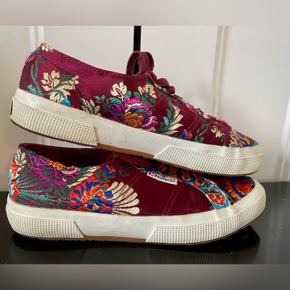 SUPERGA Burgundy satin embroidered sneakers.  Size 8 - Picture 6 of 9